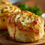 A Warm Bite of Comfort: Easy Garlic Cheese Rolls First Image